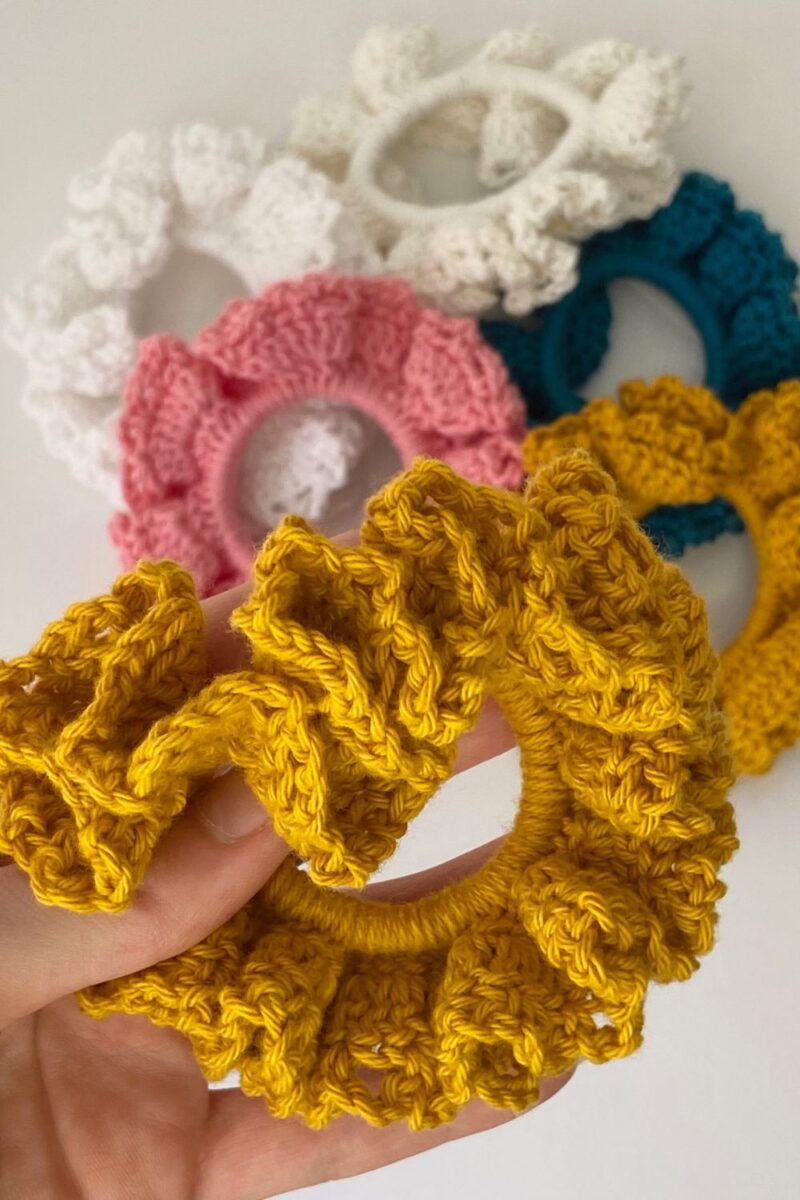 Un chouchou au crochet par Une Pelote et Un Crochet